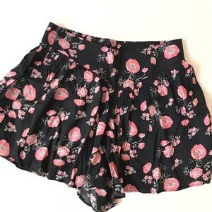 Rubbish Floral Shorts Skort Flowy Sz Med
